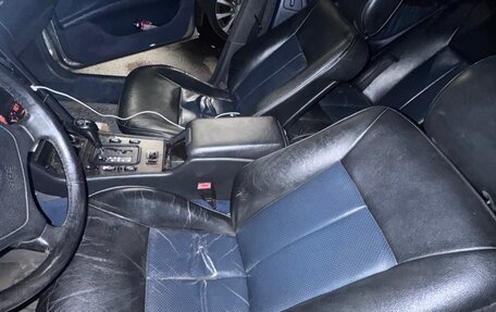 Mercedes-Benz E-Класс, 1995 год, 320 000 рублей, 2 фотография