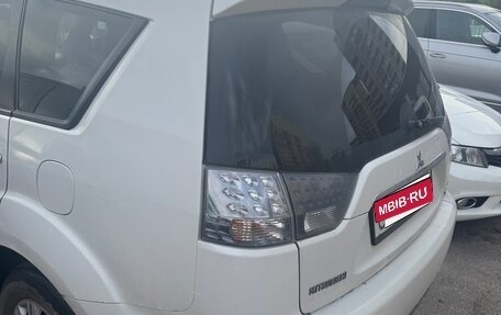 Mitsubishi Outlander III рестайлинг 3, 2011 год, 1 000 000 рублей, 4 фотография