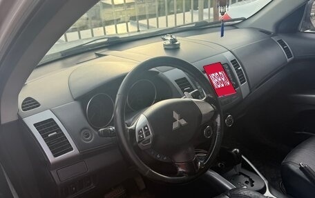 Mitsubishi Outlander III рестайлинг 3, 2011 год, 1 000 000 рублей, 5 фотография