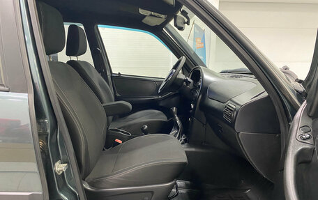 Chevrolet Niva I рестайлинг, 2018 год, 699 000 рублей, 14 фотография