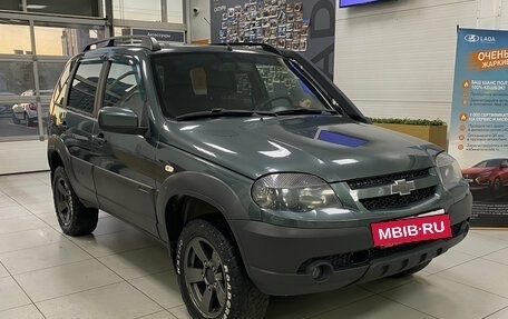 Chevrolet Niva I рестайлинг, 2018 год, 699 000 рублей, 3 фотография
