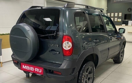 Chevrolet Niva I рестайлинг, 2018 год, 699 000 рублей, 4 фотография