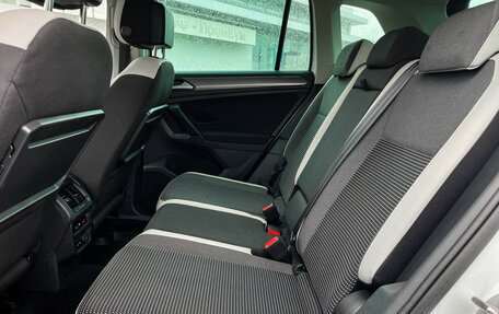 Volkswagen Tiguan II, 2020 год, 2 697 000 рублей, 10 фотография