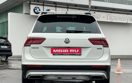 Volkswagen Tiguan II, 2020 год, 2 697 000 рублей, 6 фотография