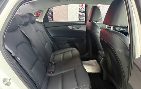 KIA K3, 2020 год, 1 825 000 рублей, 16 фотография