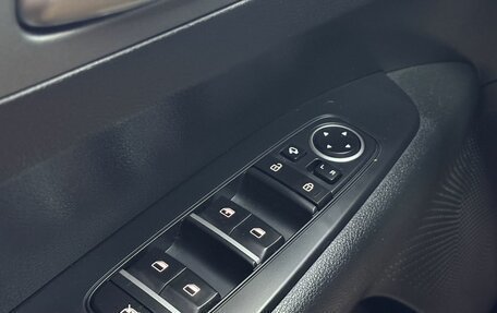 KIA K3, 2020 год, 1 825 000 рублей, 23 фотография