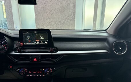 KIA K3, 2020 год, 1 825 000 рублей, 30 фотография