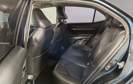 Toyota Camry, 2019 год, 2 129 000 рублей, 12 фотография