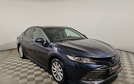 Toyota Camry, 2019 год, 2 129 000 рублей, 3 фотография