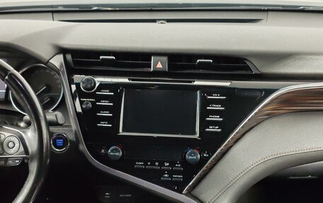 Toyota Camry, 2019 год, 2 129 000 рублей, 14 фотография