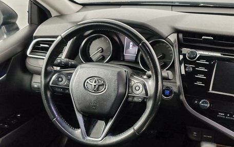 Toyota Camry, 2019 год, 2 129 000 рублей, 16 фотография