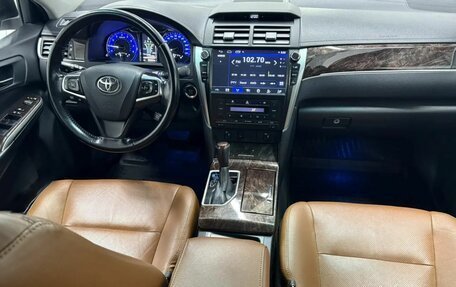Toyota Camry, 2017 год, 2 550 000 рублей, 16 фотография