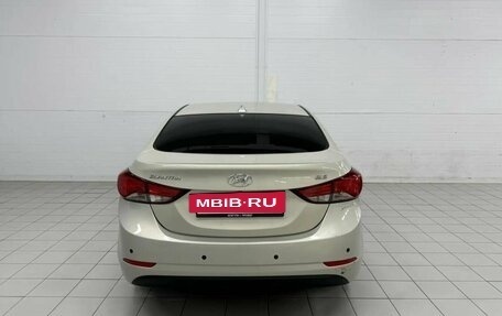 Hyundai Elantra V, 2015 год, 890 000 рублей, 7 фотография