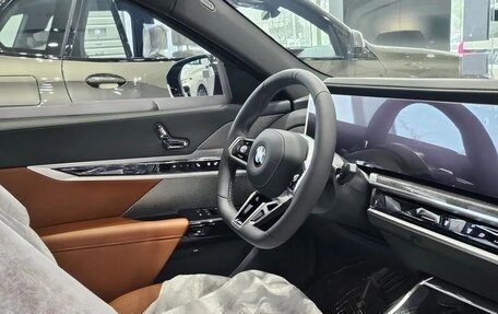 BMW 7 серия, 2026 год, 17 000 000 рублей, 4 фотография
