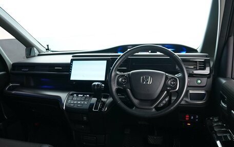 Honda Stepwgn IV, 2017 год, 3 179 090 рублей, 6 фотография