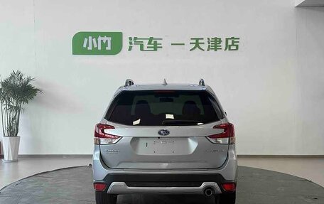 Subaru Forester, 2020 год, 3 100 000 рублей, 6 фотография