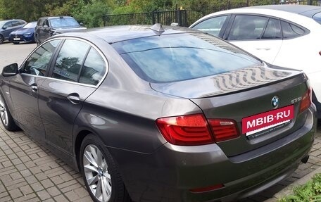 BMW 5 серия, 2011 год, 1 900 000 рублей, 3 фотография