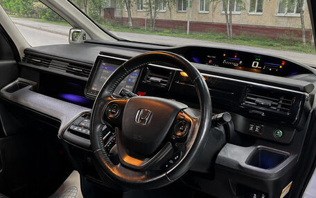 Honda Stepwgn IV, 2016 год, 1 440 000 рублей, 7 фотография
