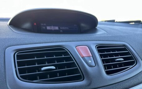 Renault Fluence I, 2010 год, 530 000 рублей, 18 фотография