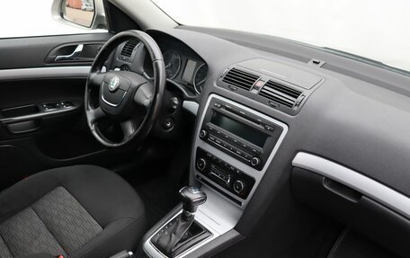 Skoda Octavia, 2010 год, 699 000 рублей, 10 фотография