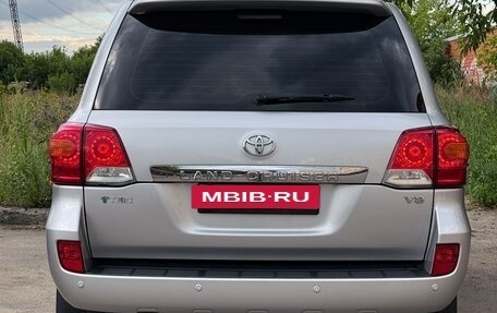 Toyota Land Cruiser 200, 2014 год, 4 000 000 рублей, 3 фотография