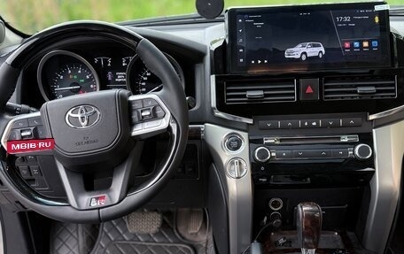 Toyota Land Cruiser 200, 2014 год, 4 000 000 рублей, 10 фотография