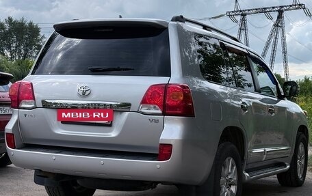 Toyota Land Cruiser 200, 2014 год, 4 000 000 рублей, 2 фотография