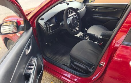 KIA Rio IV, 2017 год, 1 290 000 рублей, 5 фотография