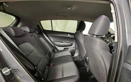 KIA Sportage IV рестайлинг, 2021 год, 2 497 000 рублей, 16 фотография