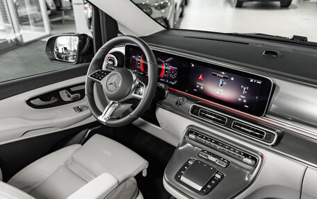 Mercedes-Benz V-Класс, 2026 год, 14 832 000 рублей, 18 фотография