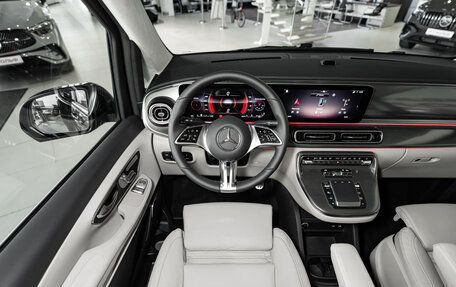 Mercedes-Benz V-Класс, 2026 год, 14 832 000 рублей, 13 фотография