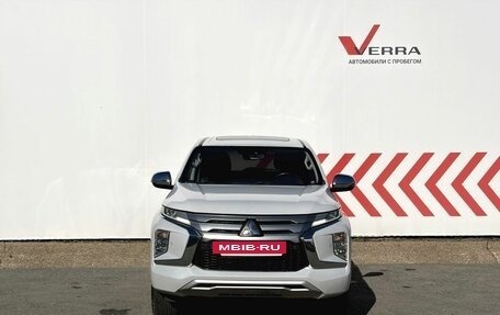 Mitsubishi Pajero Sport III рестайлинг, 2020 год, 4 100 000 рублей, 6 фотография