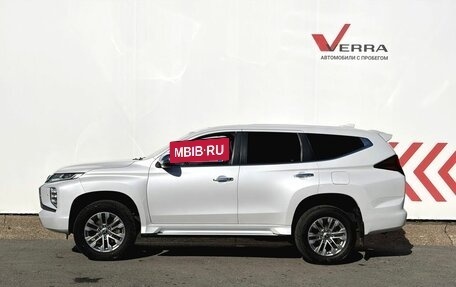 Mitsubishi Pajero Sport III рестайлинг, 2020 год, 4 100 000 рублей, 2 фотография