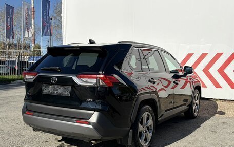 Toyota RAV4, 2021 год, 3 290 000 рублей, 5 фотография