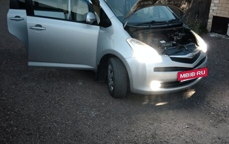 Toyota Ractis I, 2005 год, 520 000 рублей, 8 фотография