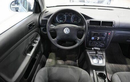 Volkswagen Passat B5+ рестайлинг, 2004 год, 579 900 рублей, 11 фотография