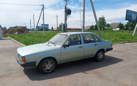 Audi 80, 1982 год, 450 000 рублей, 4 фотография