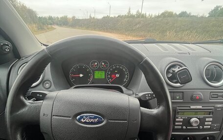 Ford Fusion I, 2006 год, 550 000 рублей, 13 фотография