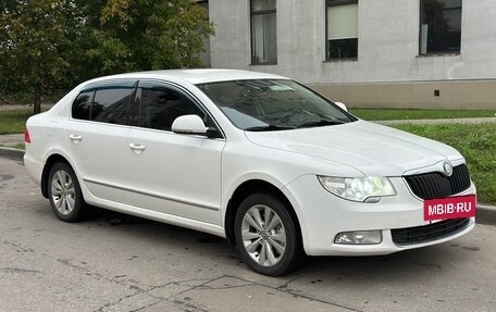 Skoda Superb III рестайлинг, 2011 год, 880 000 рублей, 4 фотография