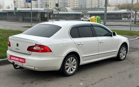 Skoda Superb III рестайлинг, 2011 год, 880 000 рублей, 5 фотография