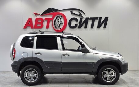 Chevrolet Niva I рестайлинг, 2011 год, 440 000 рублей, 4 фотография