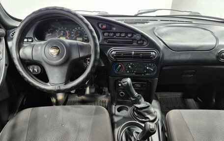 Chevrolet Niva I рестайлинг, 2011 год, 440 000 рублей, 10 фотография