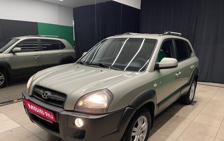 Hyundai Tucson III, 2006 год, 750 000 рублей, 3 фотография