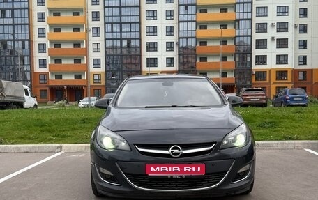 Opel Astra J, 2013 год, 700 000 рублей, 1 фотография