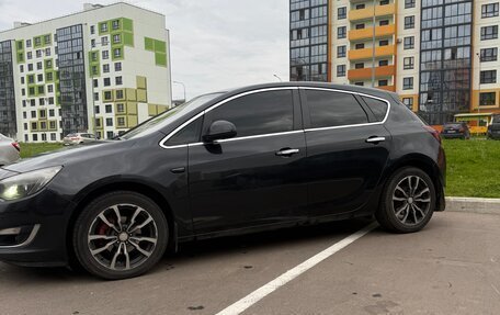 Opel Astra J, 2013 год, 700 000 рублей, 4 фотография
