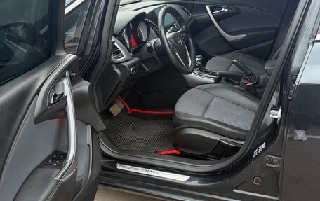 Opel Astra J, 2013 год, 700 000 рублей, 13 фотография