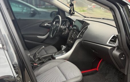 Opel Astra J, 2013 год, 700 000 рублей, 17 фотография