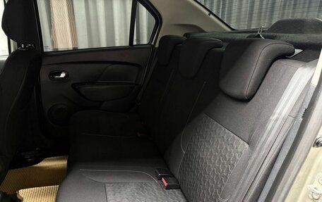 Renault Logan II, 2015 год, 749 000 рублей, 24 фотография