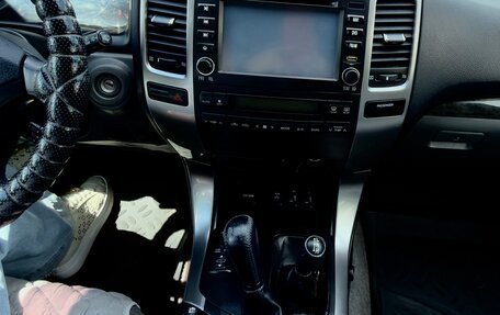 Toyota Land Cruiser Prado 120 рестайлинг, 2008 год, 2 500 000 рублей, 9 фотография