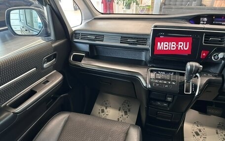 Honda Stepwgn IV, 2015 год, 1 849 000 рублей, 14 фотография